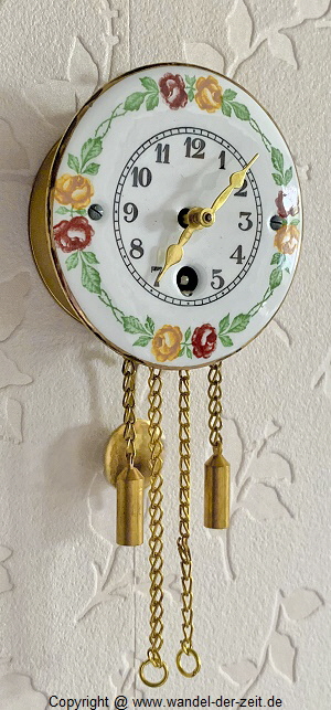 Wintermantel Miniatur Uhr Resen 6 cm Zifferblatt 02